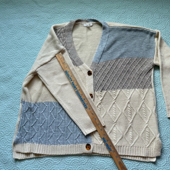 Maurices Cozy Cream, Gray and blue Cardigan Sweater oversized Medium - Picture 6 of 10